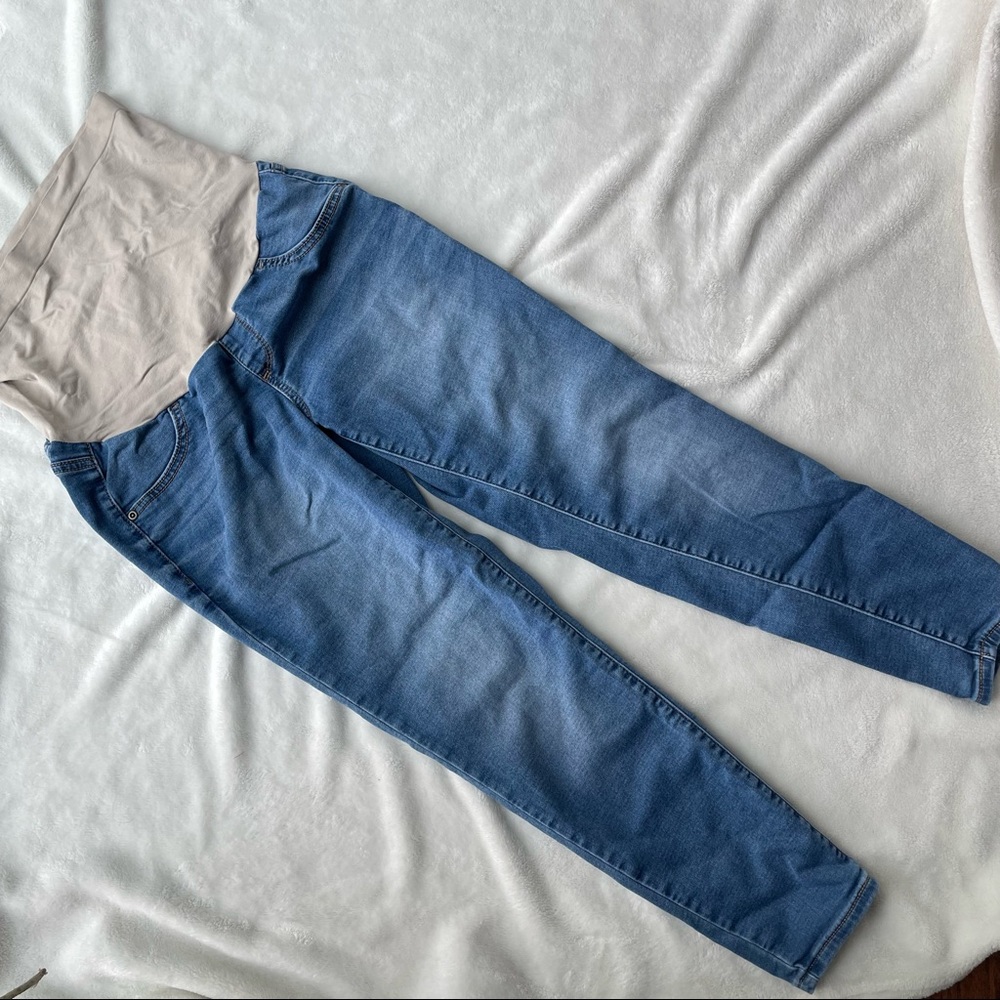 a. glow Maternity Jeggings size 10